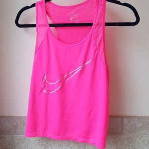 Nike Dri-fit tank💖